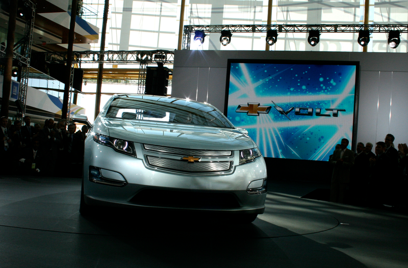 Illustration for article titled GM Requested Paramount Include Chevy Volt In Transformers Sequel "At Last Minute"